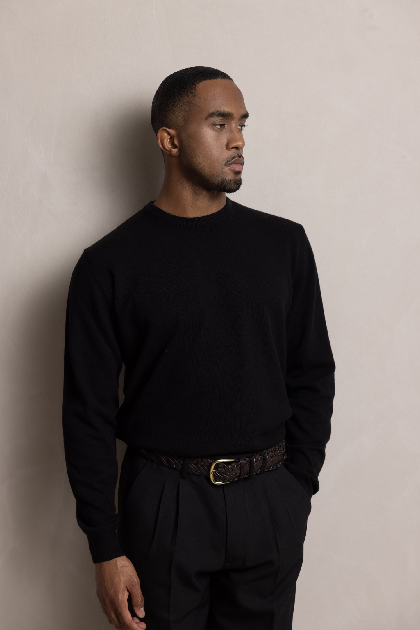 Roundneck pullover | black