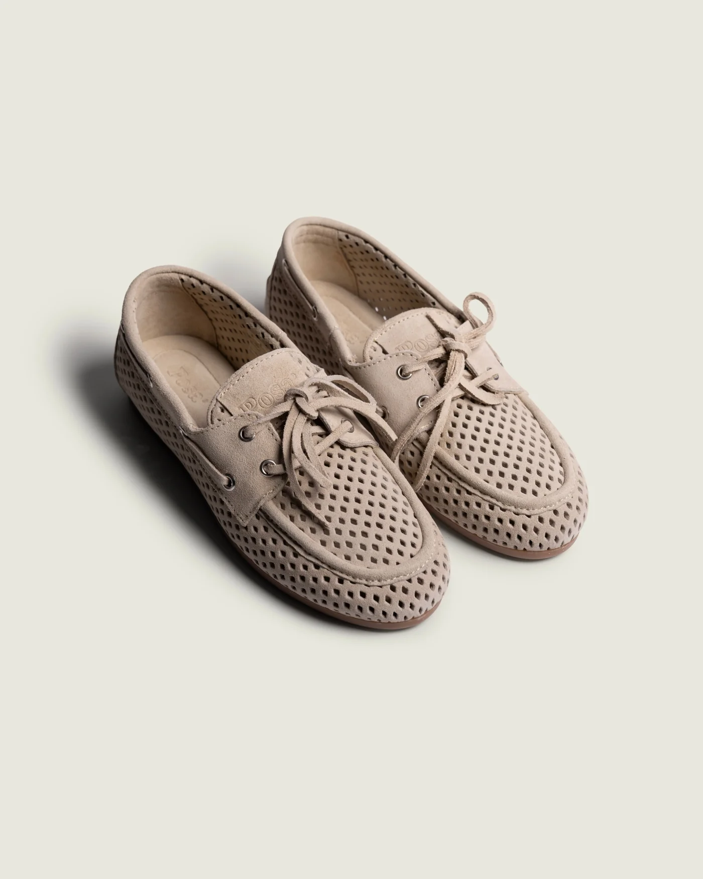 Boat Loafer Perforated - Suede | Light taupe